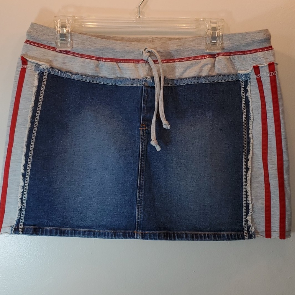 Let me b. Skirt